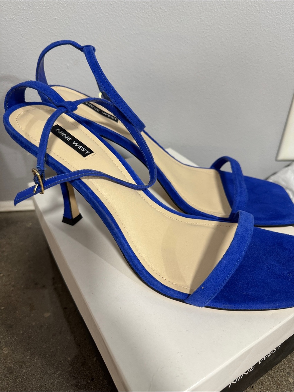 Nine West Yess Heels electric blue size 12